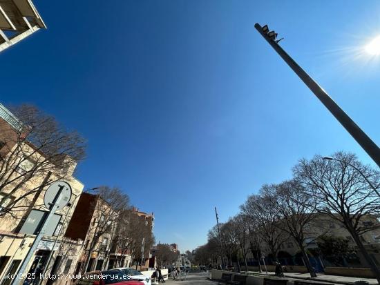 Se vende edificio con obra paralizada en la avenida Santa Eulalia de Terrassa - BARCELONA