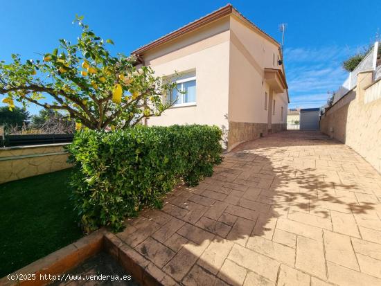 Casa individual a cuatro vientos con piscina y vistas al mar - TARRAGONA