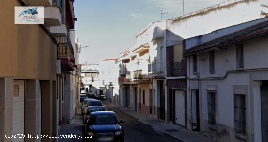 Venta De Casa En Don BENITO- Badajoz - BADAJOZ