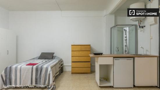 Acogedor estudio en alquiler en Vila Olímpica. - BARCELONA