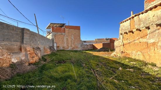 Se Vende en Santa Cruz de la Zarza - TOLEDO