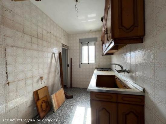 CASABANCO  VENDE  VIVIENDA EN ARROYO DE LA LUZ. - CACERES