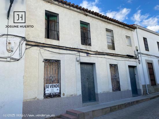  Casa de pueblo, en el centro de Esparragosa de la Serena (Badajoz) - BADAJOZ 