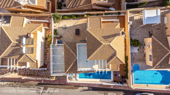 Villa en venta en San Miguel de Salinas (Alicante)