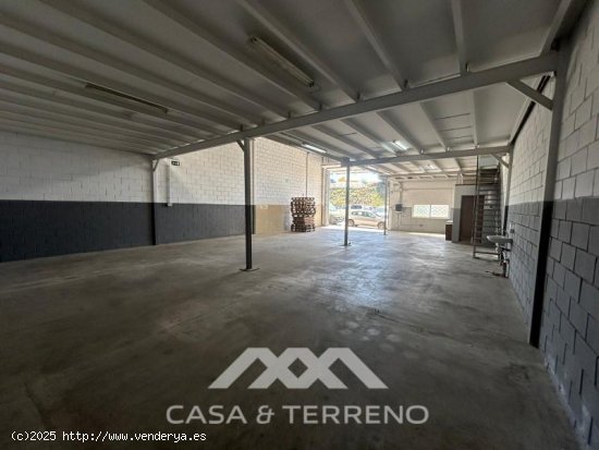 Nave en venta en Algarrobo (Málaga)