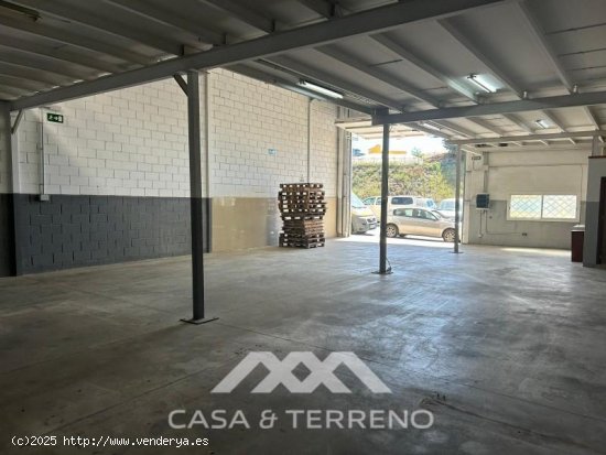 Nave en venta en Algarrobo (Málaga)