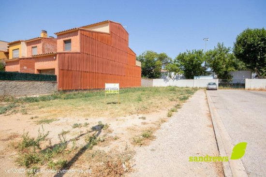 Parcela en venta en Peralada (Girona)