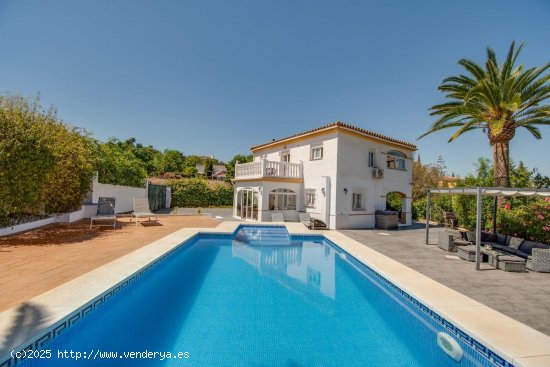 Villa en venta en Coín (Málaga)