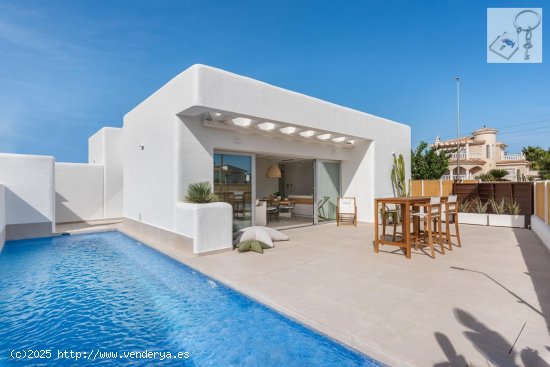 Villa en venta a estrenar en Los Alcázares (Murcia)