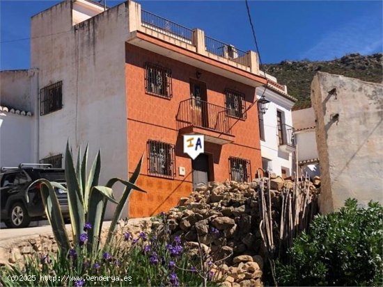  Casa en venta en Alcaucín (Málaga) 