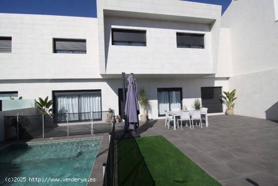 Villa en venta en San Pedro del Pinatar (Murcia)