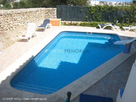 Chalet en venta en Es Castell (Baleares)