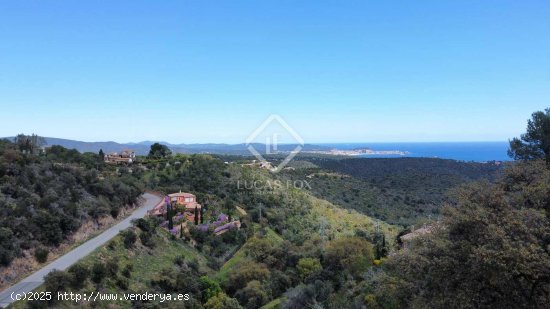 Parcela en venta en Castell-Platja d Aro (Girona)