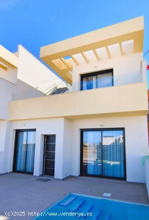 Villa en venta a estrenar en Rojales (Alicante)