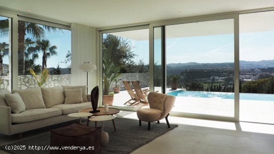 Villa en venta en Fuengirola (Málaga)