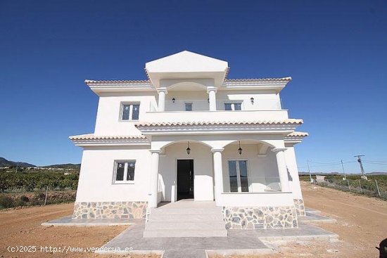 Villa en venta a estrenar en Pinoso (Alicante)