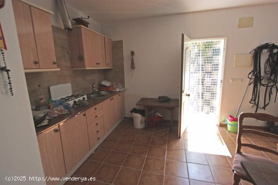 Finca en venta en Orba (Alicante)