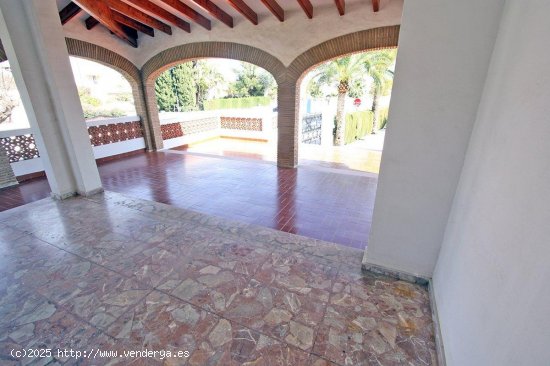 Villa en venta en Els Poblets (Alicante)