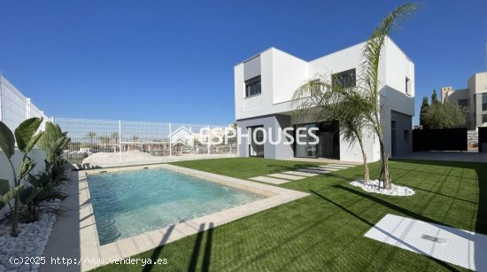  Casa en venta a estrenar en Murcia (Murcia) 