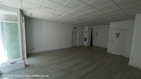 Local en venta en Fuengirola (Málaga)