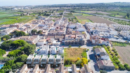 Villa en venta a estrenar en Almoradí (Alicante)