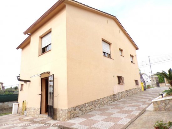 Casa en venta en Sils (Girona)