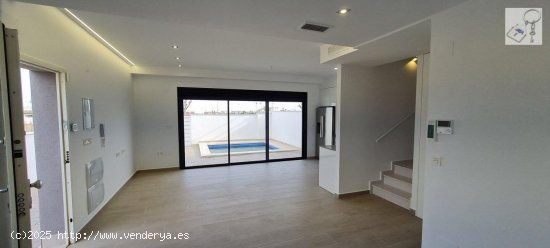 Villa en venta a estrenar en Orihuela (Alicante)