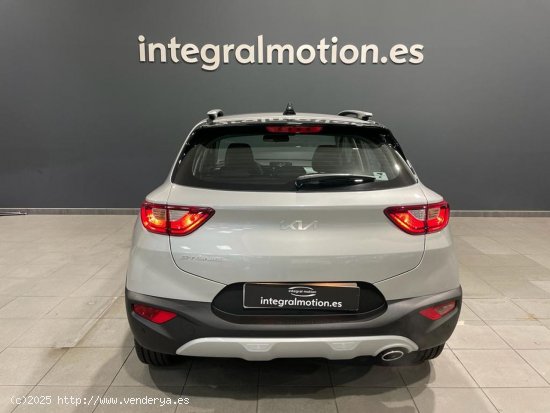 Kia Stonic 1.2 DPi 62kW (84CV) Drive Plus - Santiago de Compostela