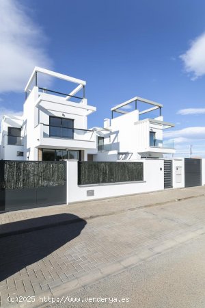 Villa en venta a estrenar en San Javier (Murcia)