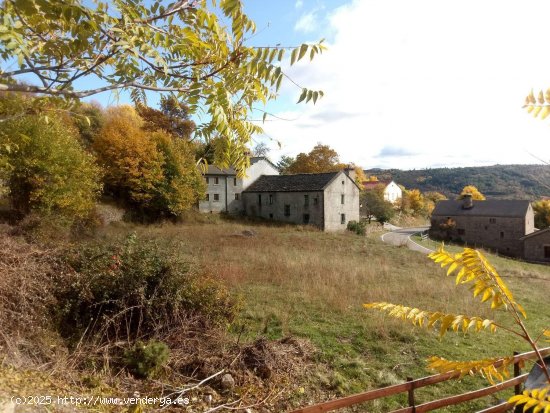 Parcela en venta en Sabiñánigo (Huesca)