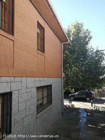 Edificio en venta en Valdemaqueda (Madrid)