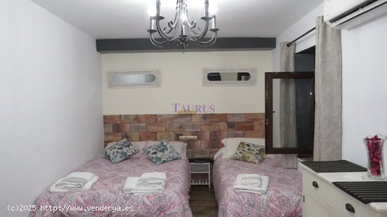 Local en venta en Cómpeta (Málaga)