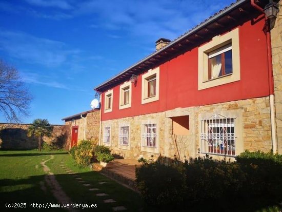 Casa en venta en Villaviciosa (Asturias)