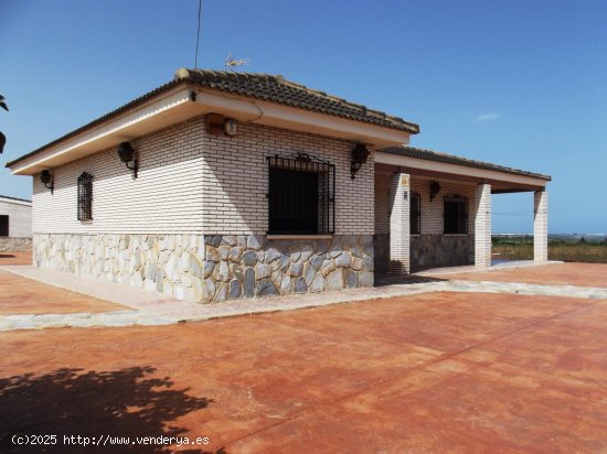 Villa en venta en Los Montesinos (Alicante)