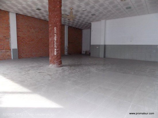 Local en venta en Puente Genil (Córdoba)