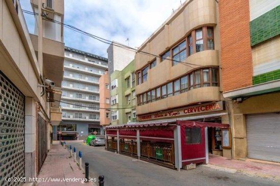 Edificio en venta en Torrevieja (Alicante)