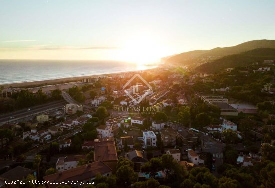 Casa en venta a estrenar en Castelldefels (Barcelona)