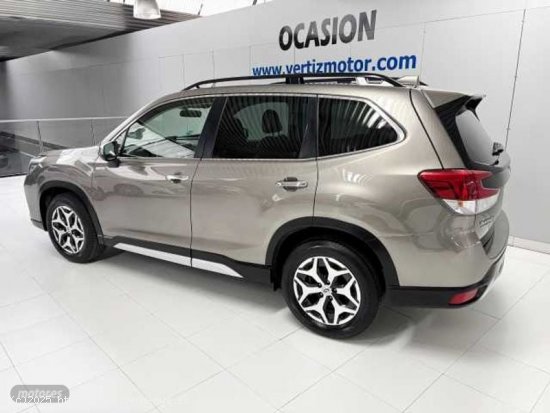 Subaru Forester 2.0i Hybrid Executive Plus CVT de 2021 con 61.000 Km por 31.300 EUR. en Guipuzcoa