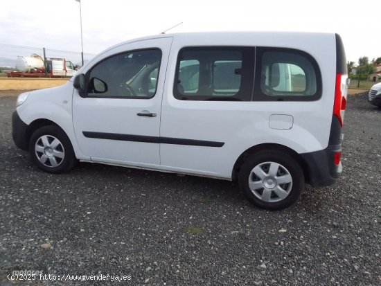 Renault Kangoo 1.5 DCI 5 PLAZAS. de 2018 con 152.000 Km por 9.000 EUR. en Murcia