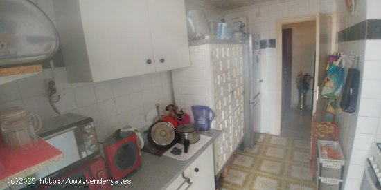 Piso en venta en Alicante (Alicante)