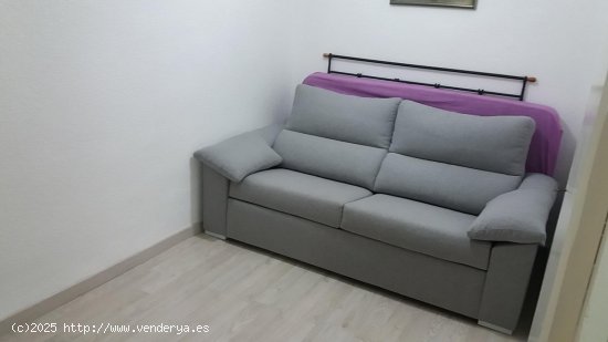 Piso en venta en Alicante (Alicante)