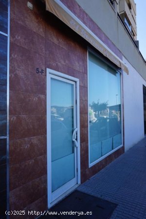 Local en venta en Vélez-Málaga (Málaga)