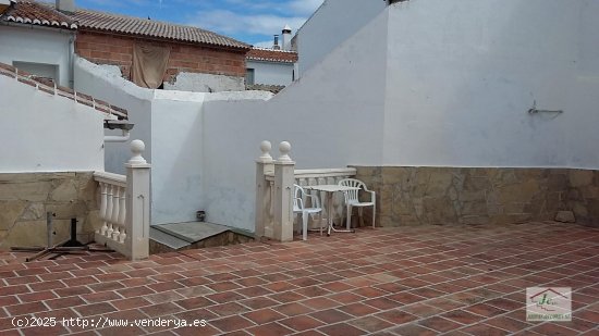 Casa en venta en Alcaucín (Málaga)