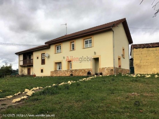 Casa en venta en Sariego (Asturias)