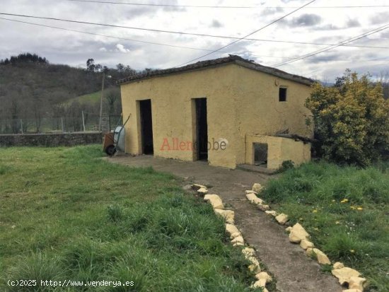 Casa en venta en Sariego (Asturias)