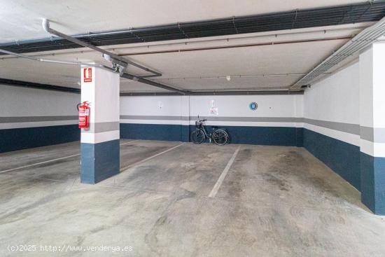 Plaza de parking en residencial cerrado en Aguamarina, Orihuela Costa - ALICANTE