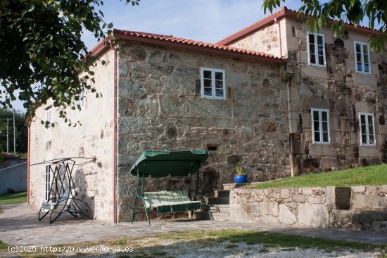 Casa en venta en Estrada, A (Pontevedra)