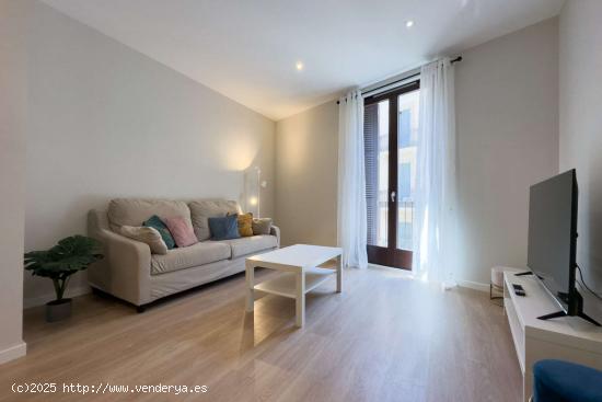  Apartamento entero de 2 dormitorios en Barcelona. - BARCELONA 