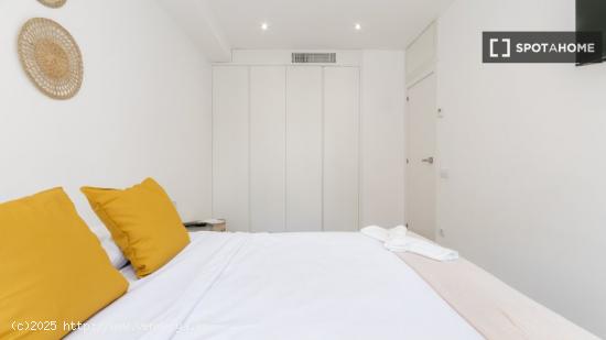 Habitaciones en alquiler en el apartamento de 5 dormitorios en Les Corts - BARCELONA