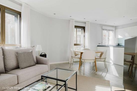  Apartamento de 2 dormitorios en alquiler en Madrid - MADRID 